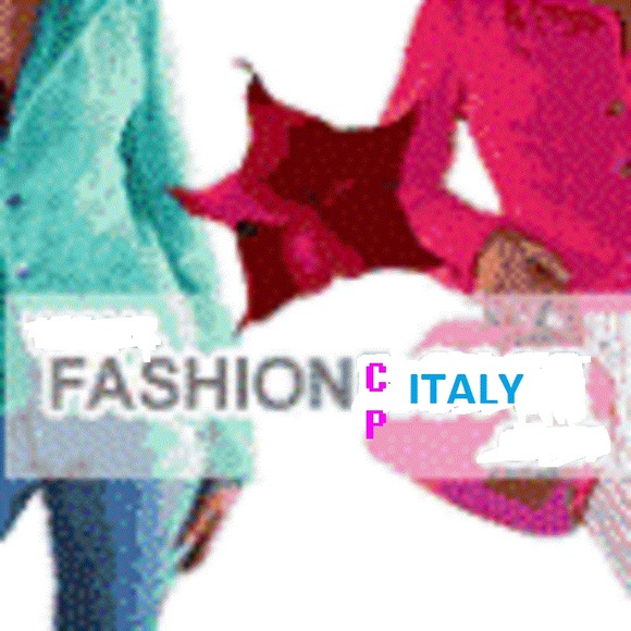 Meet your Posher, Paola - Picture 1 of 1